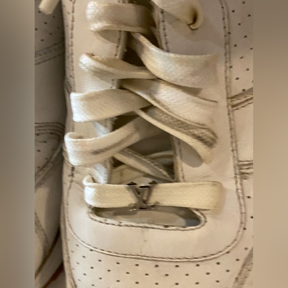 SOLD Louis Vuitton X Supreme white leather sneakers US Sz 8.5 preowned FLAWS - Picture 7 of 17